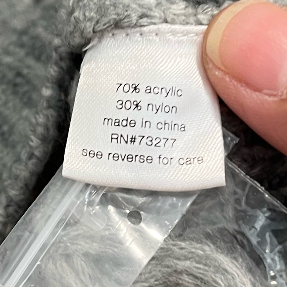 Elizabeth and James Heather Gray Cropped Sweater Sz.‎ M - Picture 6 of 9